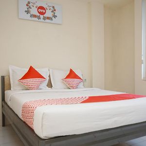 OYO 2536 Hotel Tanjung